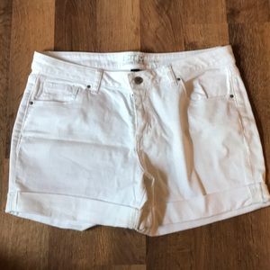 Apt. 9 White shorts